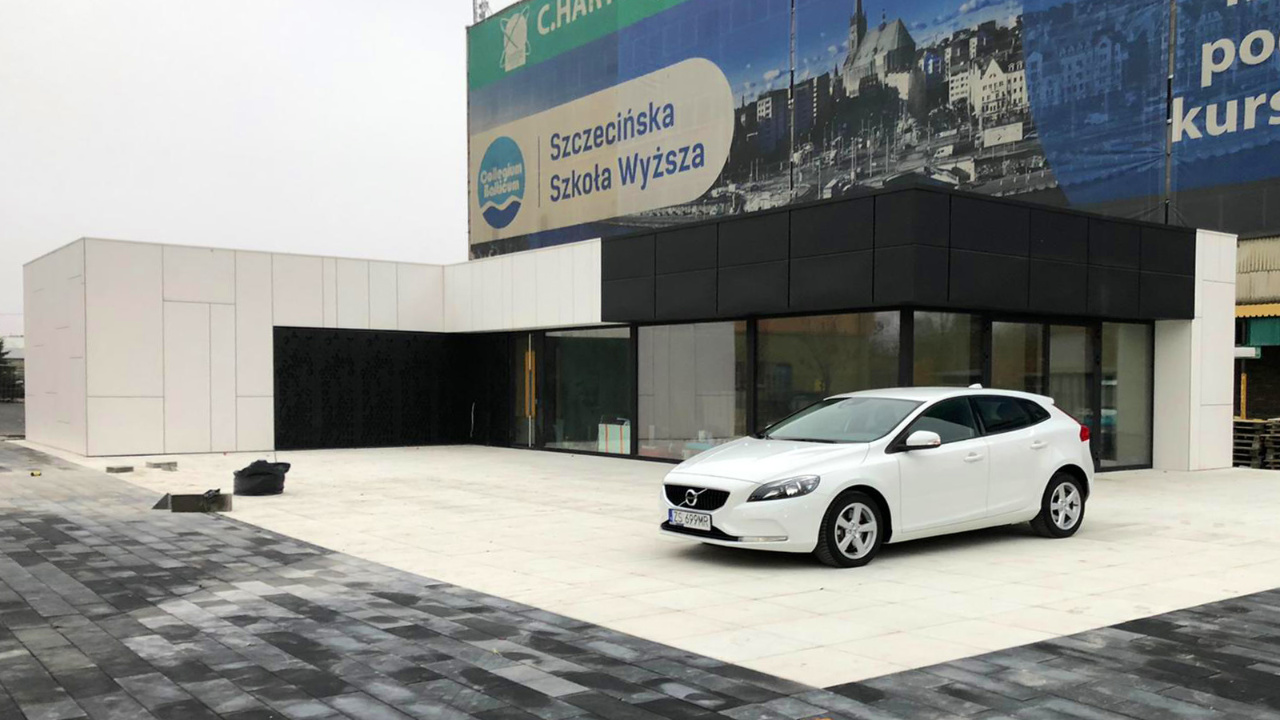 Salon Auto Park Group 231m2