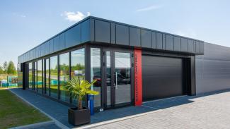 Kundencenter - Racing Logistic, gewerblicher Pavillon 108 m2 – 10