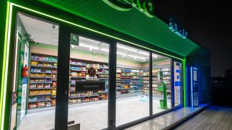 Verkaufscontainer, Żabka Nano, unbemannter Laden, 48 m2, 016